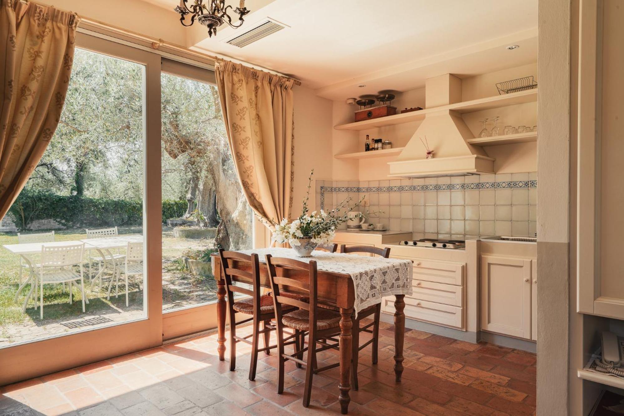 Santa Veneranda Il Pignocco Country House الغرفة الصورة